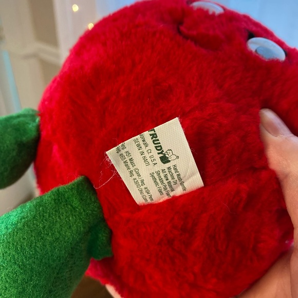 1982 and 1983 del monte Reddie tomato and shoo-shoo scarecrow vintage plushies - Picture 13 of 15